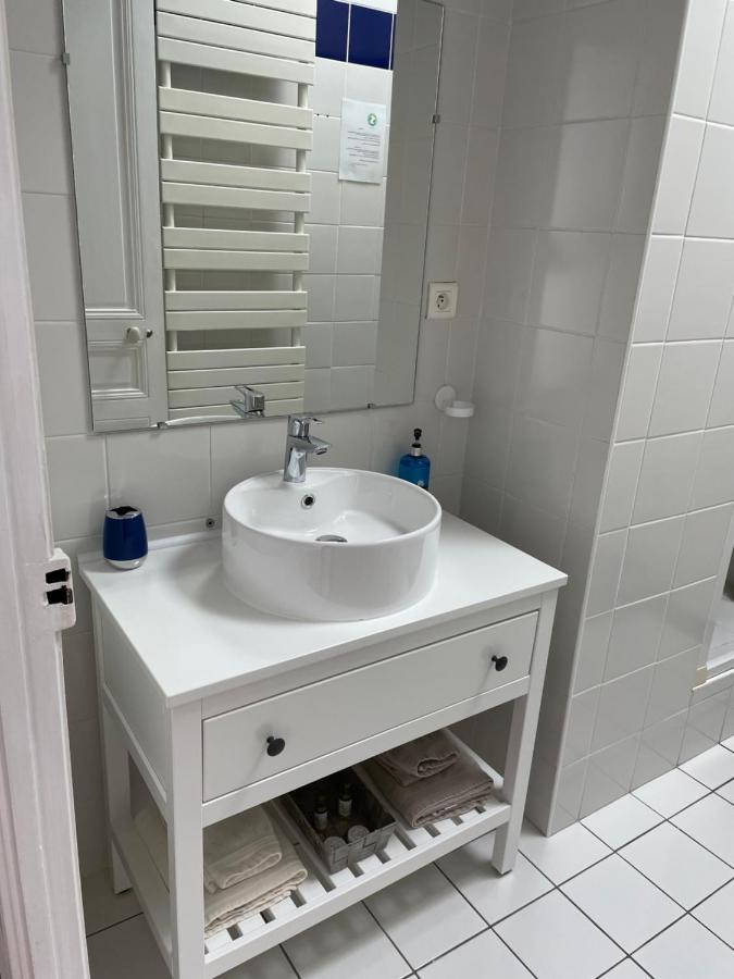Les Hotes D'Eloise Laon Esterno foto